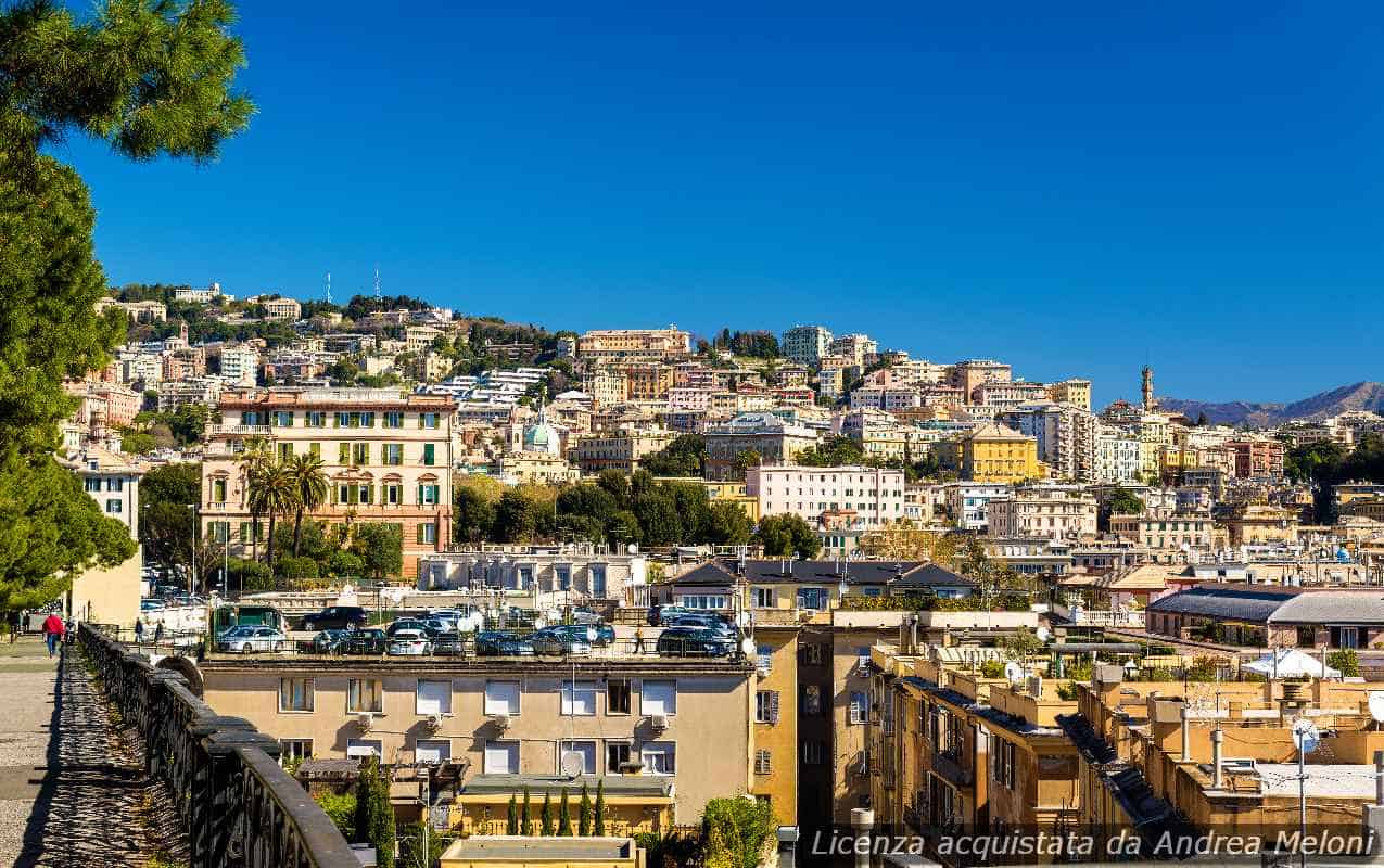 Previsioni meteo Genova: sole e nuvole si alternano, attesi piovaschi e vento