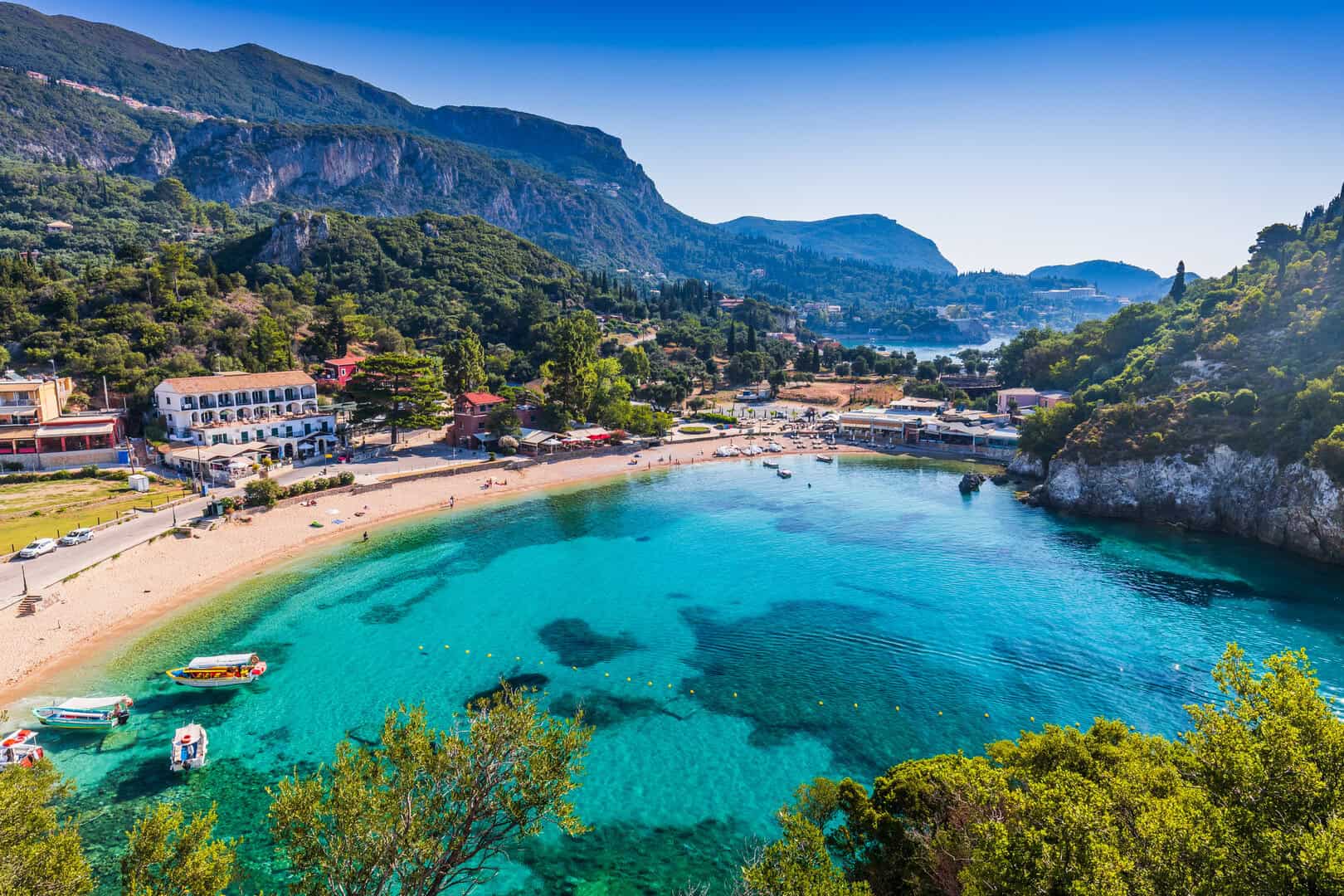 Alla scoperta di Corfù : la guida per un viaggio low cost nell’isola greca