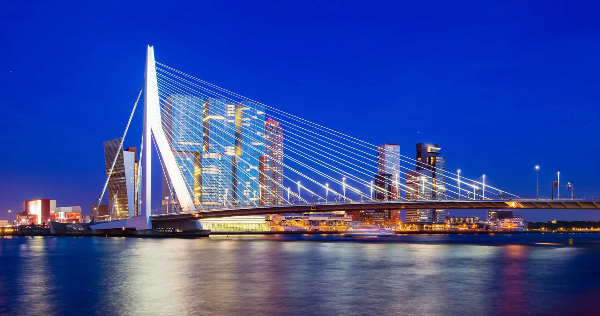 Rotterdam: un simbolo di modernità e avanguardia nei Paesi Bassi 21 Rotterdam: un simbolo di modernità e avanguardia nei Paesi Bassi