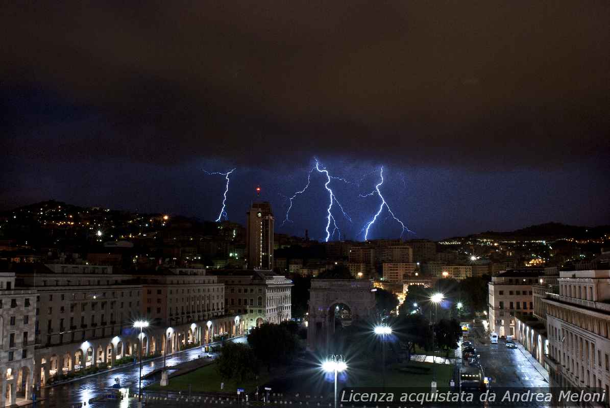 Previsioni meteo Genova: nubi e piovaschi in arrivo