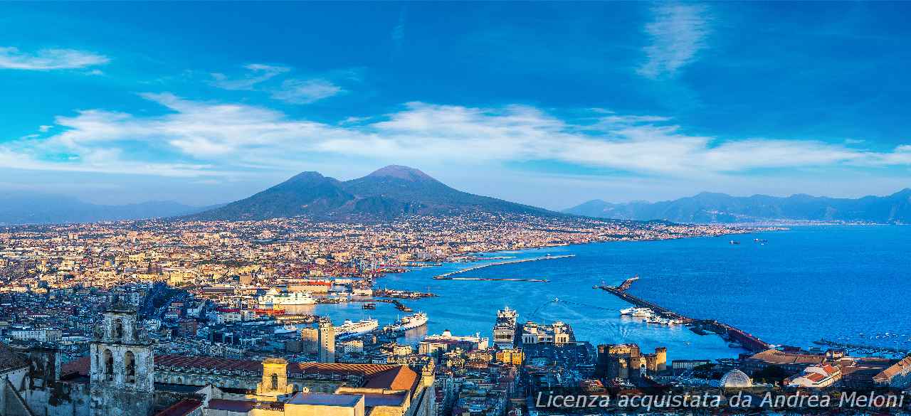 Meteo Napoli: domani schiarite, seguono nuvole e piogge, vento moderato 2 Meteo Napoli: domani schiarite, seguono nuvole e piogge, vento moderato