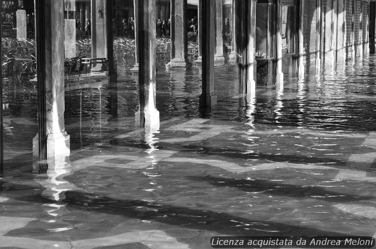 Meteo Venezia: domani nuvolosità e pioggia leggera, schiarite in arrivo 1 Meteo Venezia: domani nuvolosità e pioggia leggera, schiarite in arrivo