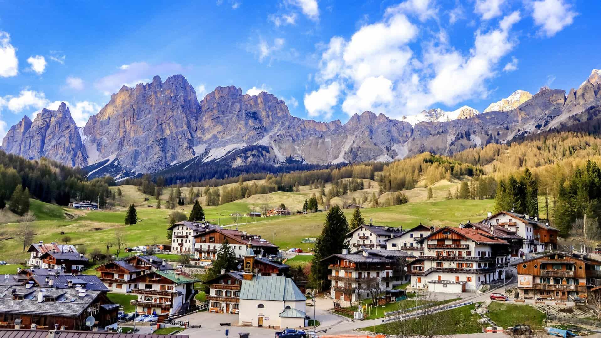 Un lussuoso weekend nelle Dolomiti. Turismo esclusivo a Cortina d’Ampezzo 17 Un lussuoso weekend nelle Dolomiti. Turismo esclusivo a Cortina d’Ampezzo
