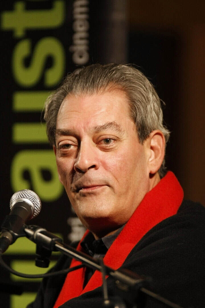 Paul Auster è deceduto a 77 anni, celebre autore statunitense