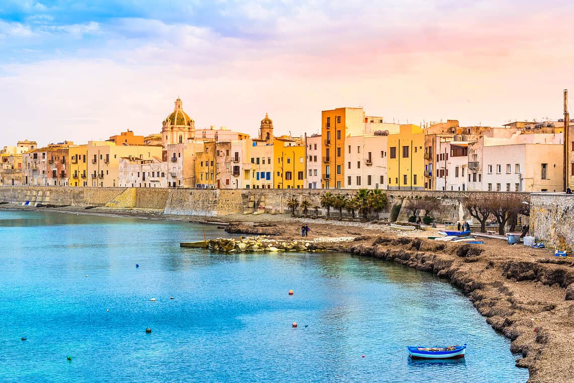 Turismo a Trapani: scoperta tra sale e vento in Sicilia 2 shutterstock 263823614