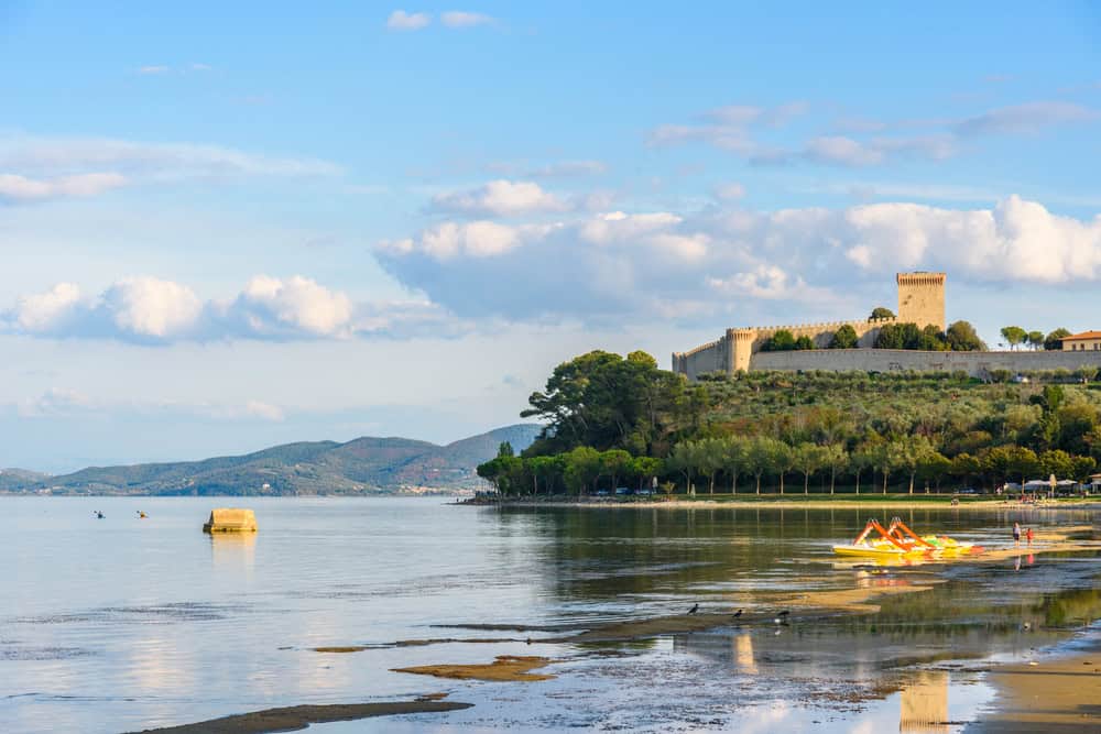 Turismo nel cuore dell’Umbria: alla scoperta del Lago Trasimeno 4 shutterstock 725723467