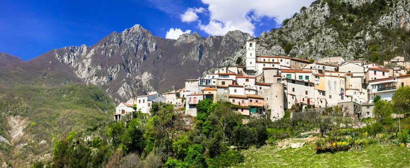 Turismo a Molise: scoperta del Bosco di Monticchio e suoi percorsi naturali 19 Turismo a Molise: scoperta del Bosco di Monticchio e suoi percorsi naturali