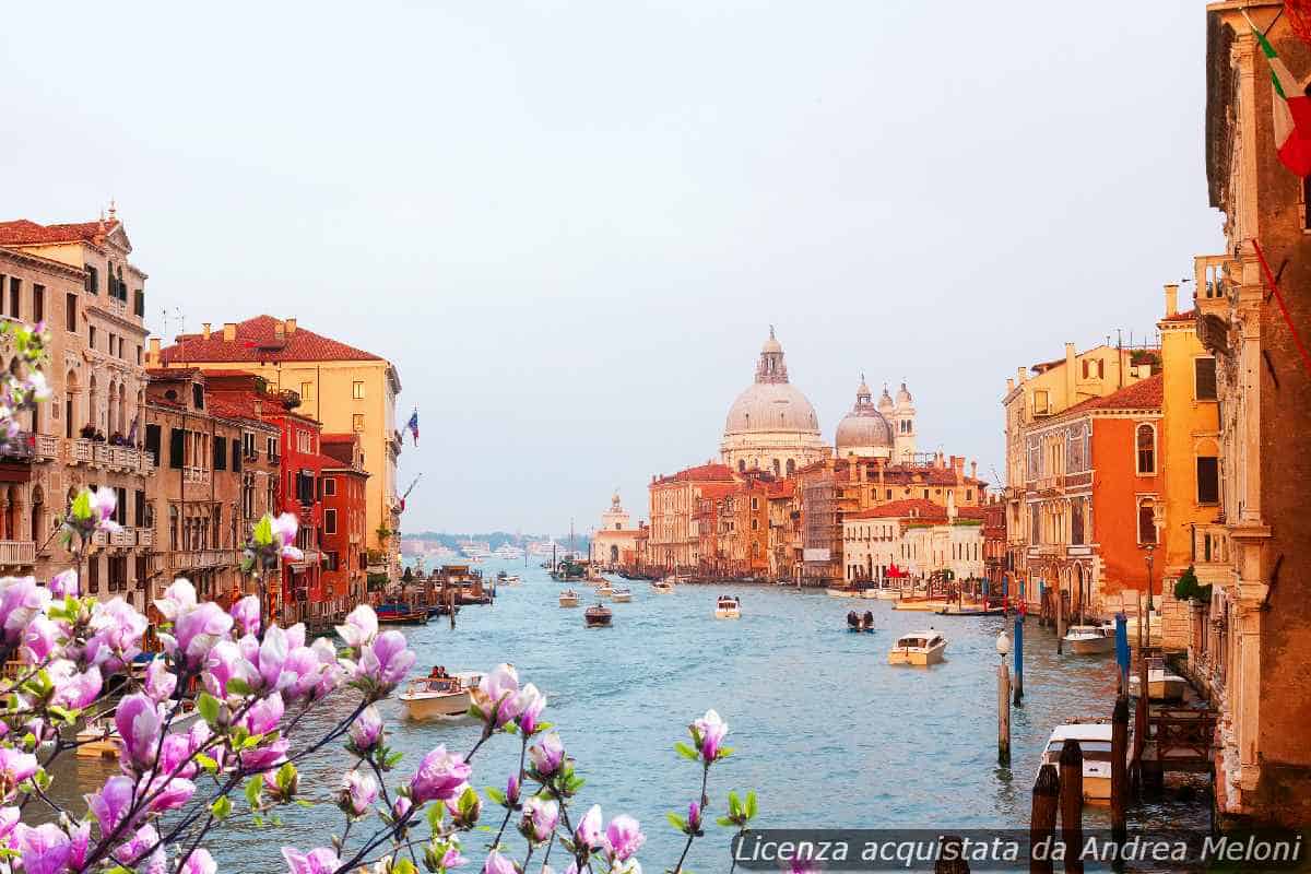 Meteo Venezia: Poco Nuvoloso Oggi, Seguono Piogge Intense 9 Meteo Venezia: Poco Nuvoloso Oggi, Seguono Piogge Intense