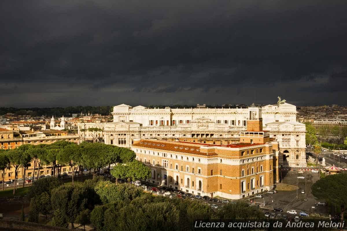 Meteo Roma: Nubi e Piovaschi Domani, Schiarite nei Giorni Successivi 7 Meteo Roma: Nubi e Piovaschi Domani, Schiarite nei Giorni Successivi