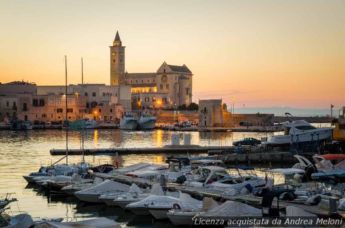 Meteo Bari: oggi nubi sparse e piovaschi, domani schiarite in arrivo 9 Meteo Bari: oggi nubi sparse e piovaschi, domani schiarite in arrivo