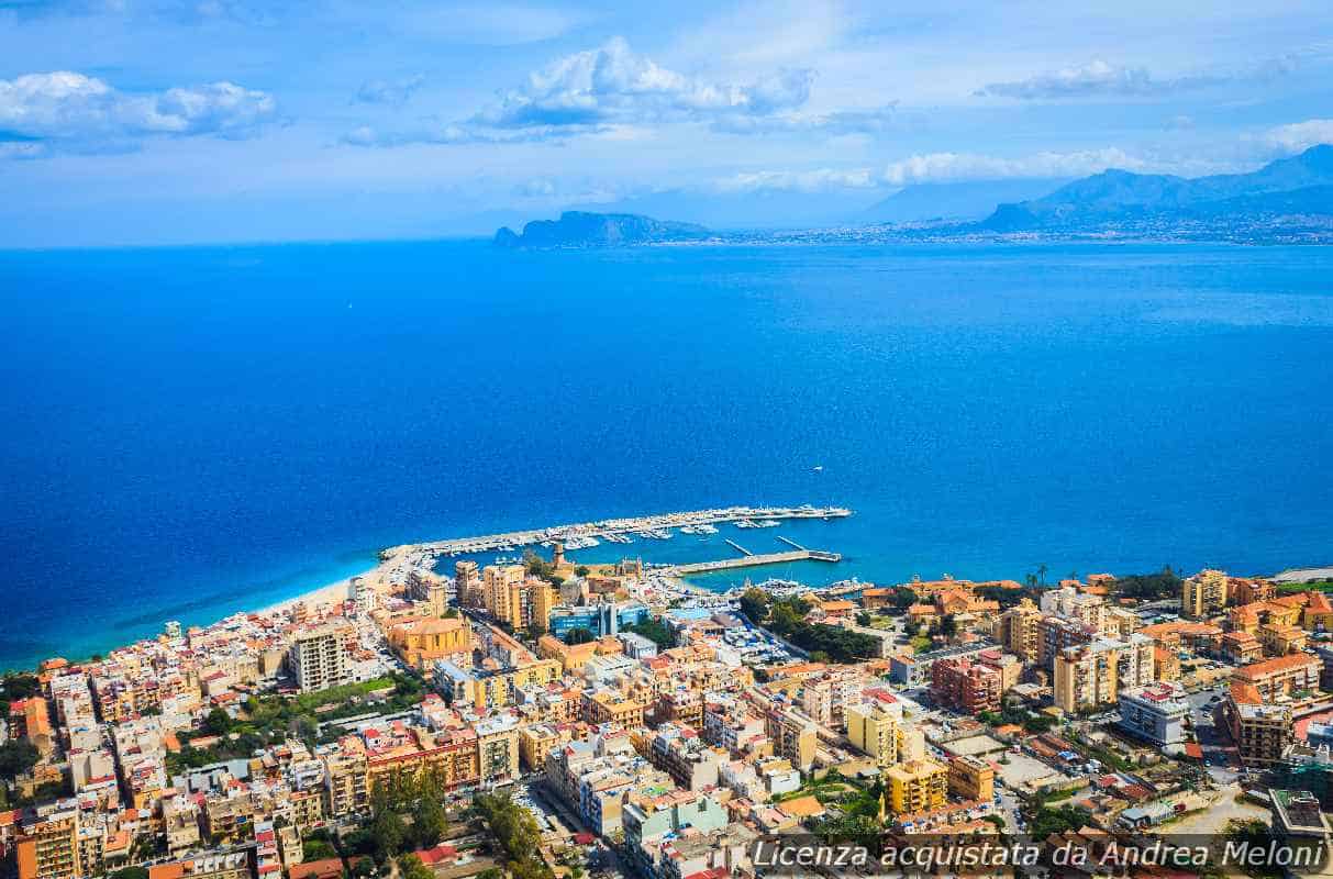 Meteo Palermo: domani nuvole sparse e vento, migliora nel pomeriggio 20 Meteo Palermo: domani nuvole sparse e vento, migliora nel pomeriggio