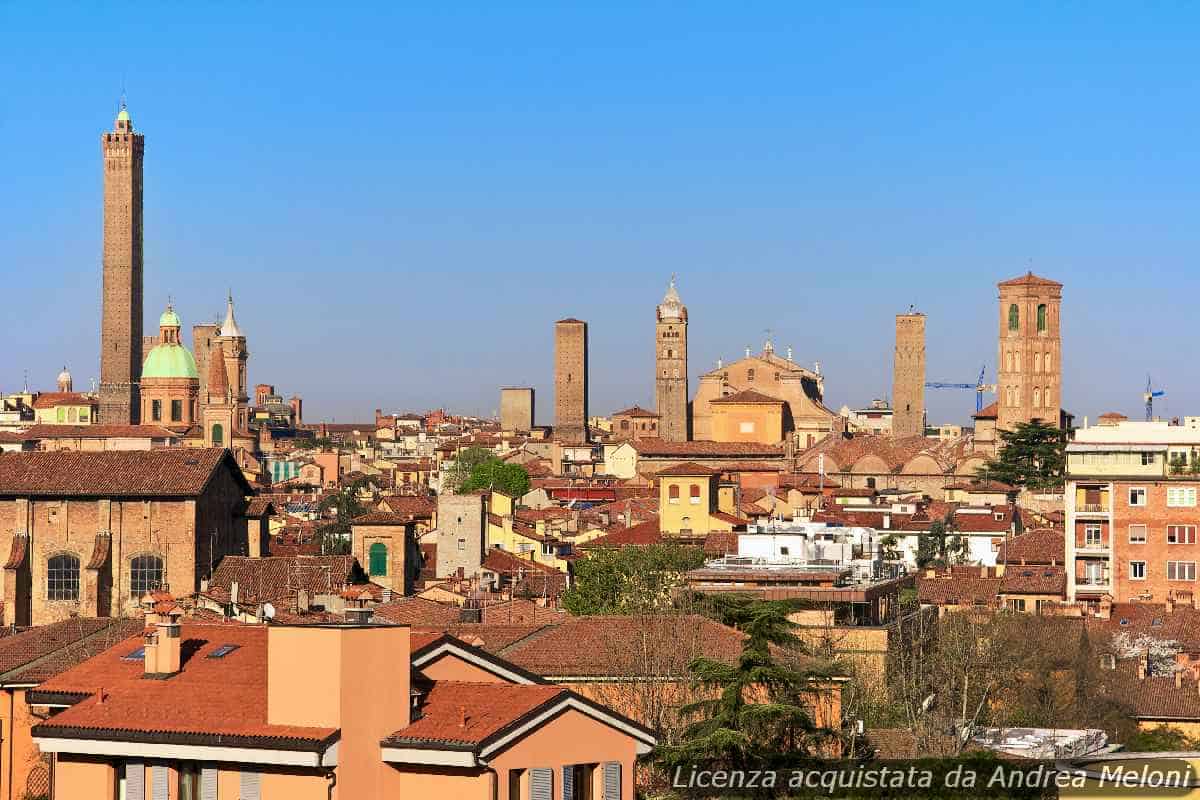 Meteo Bologna: domani cieli sereni, successivamente aumento delle nuvole 15 Meteo Bologna: domani cieli sereni, successivamente aumento delle nuvole