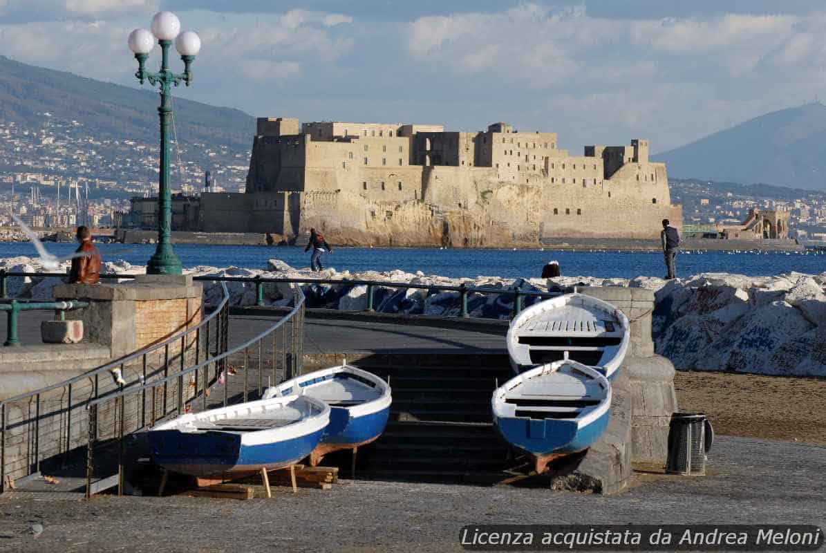 Meteo Napoli: domani poco nuvoloso, seguito da giornate ventose e parzialmente nuvolose 16 Meteo Napoli: domani poco nuvoloso, seguito da giornate ventose e parzialmente nuvolose