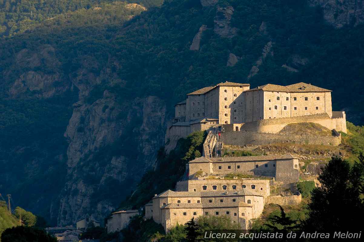 Meteo Aosta: Nubi Sparse Domani, Persistono nei Giorni Successivi 18 Meteo Aosta: Nubi Sparse Domani, Persistono nei Giorni Successivi