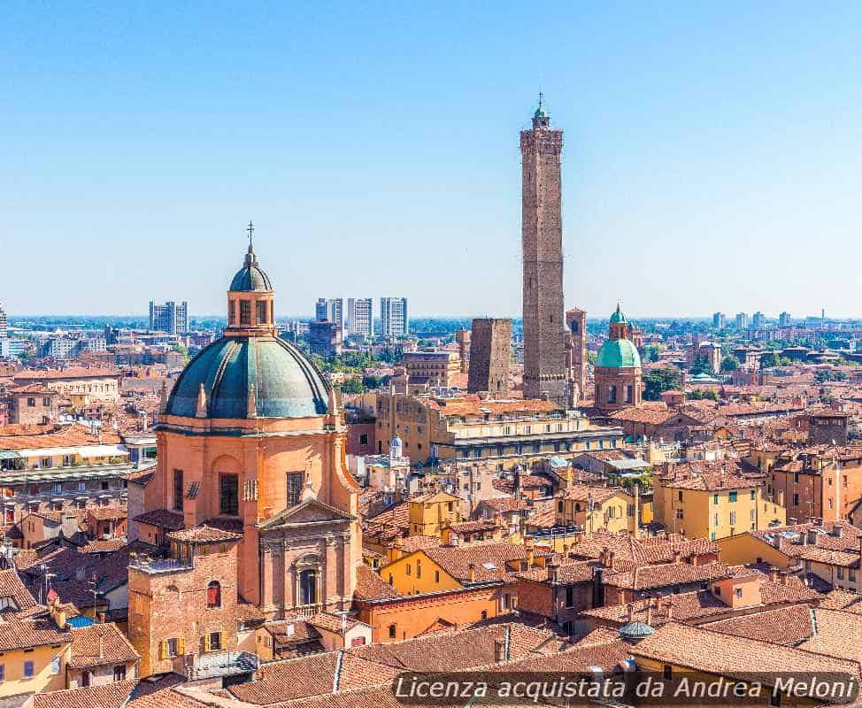 Meteo Bologna: domani parzialmente nuvoloso, successivamente cieli limpidi e soleggiati 4 Meteo Bologna: domani parzialmente nuvoloso, successivamente cieli limpidi e soleggiati