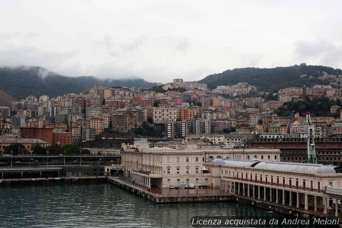 Meteo Napoli: Alternanza di Nuvole e Vento nei Prossimi Giorni