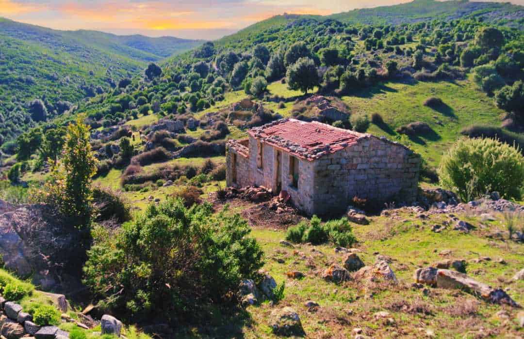 Il piccolo villaggio di 20 abitazioni: un rifugio di tranquillità senza pari 15 Il piccolo villaggio di 20 abitazioni: un rifugio di tranquillità senza pari