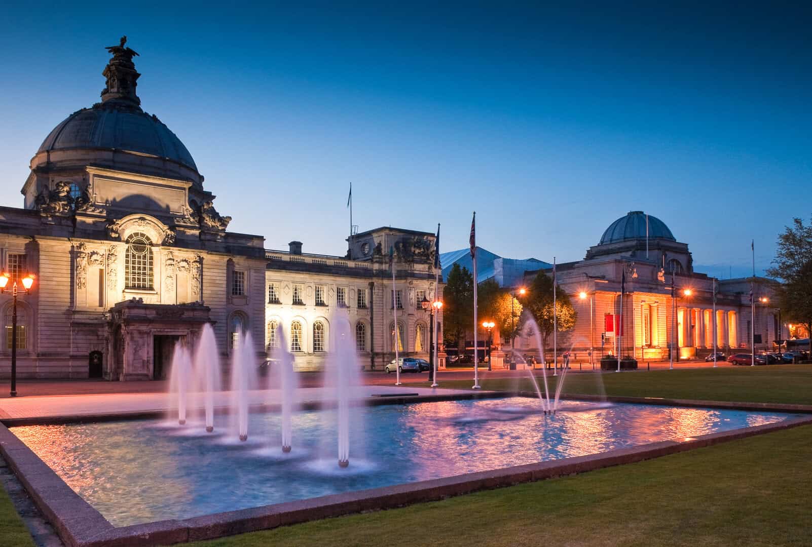 Esplorando i parchi e i giardini di Cardiff. Turismo nella capitale gallese e le sue bellezze naturali 47 Esplorando i parchi e i giardini di Cardiff. Turismo nella capitale gallese e le sue bellezze naturali