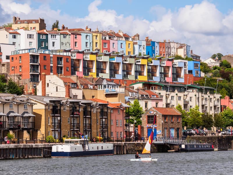 Viaggio tra le delizie culinarie di Bristol