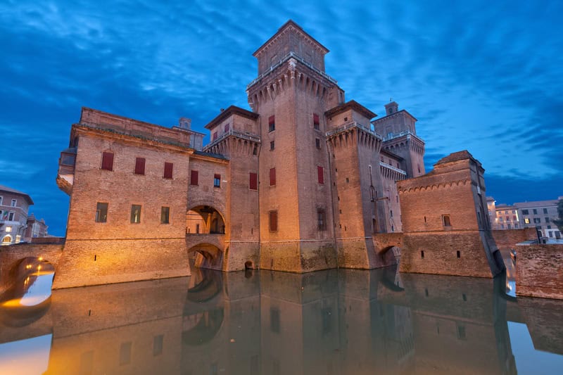 Turismo a Ferrara: tuffo nel Rinascimento tra castelli e biciclette 17 Turismo a Ferrara: tuffo nel Rinascimento tra castelli e biciclette