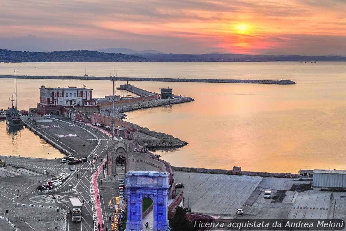 Meteo Ancona: Temporali e Vento, Seguono Schiarite