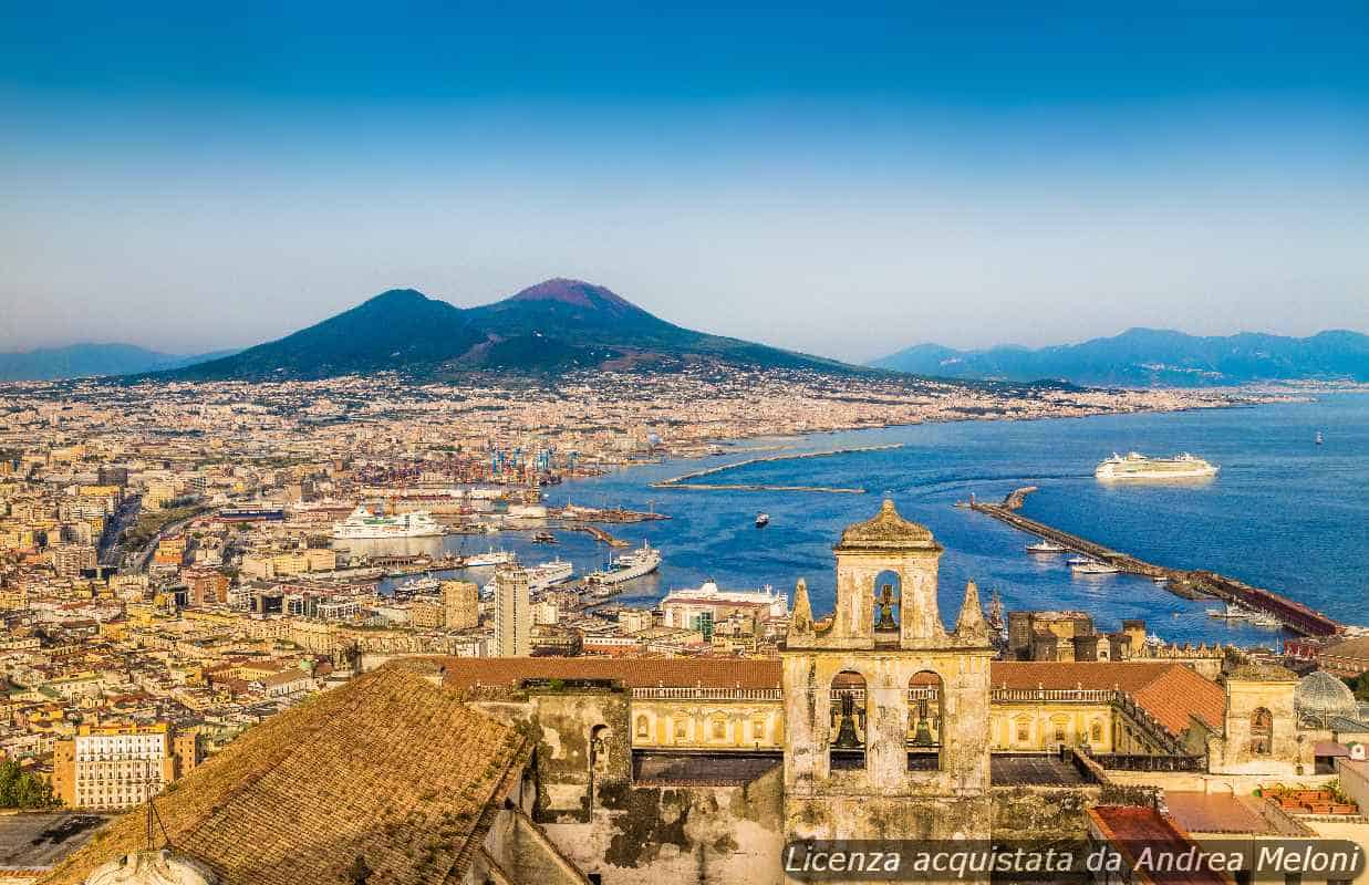 Meteo Napoli: Nuvolosità variabile domani, segue bel tempo 15 Meteo Napoli: Nuvolosità variabile domani, segue bel tempo