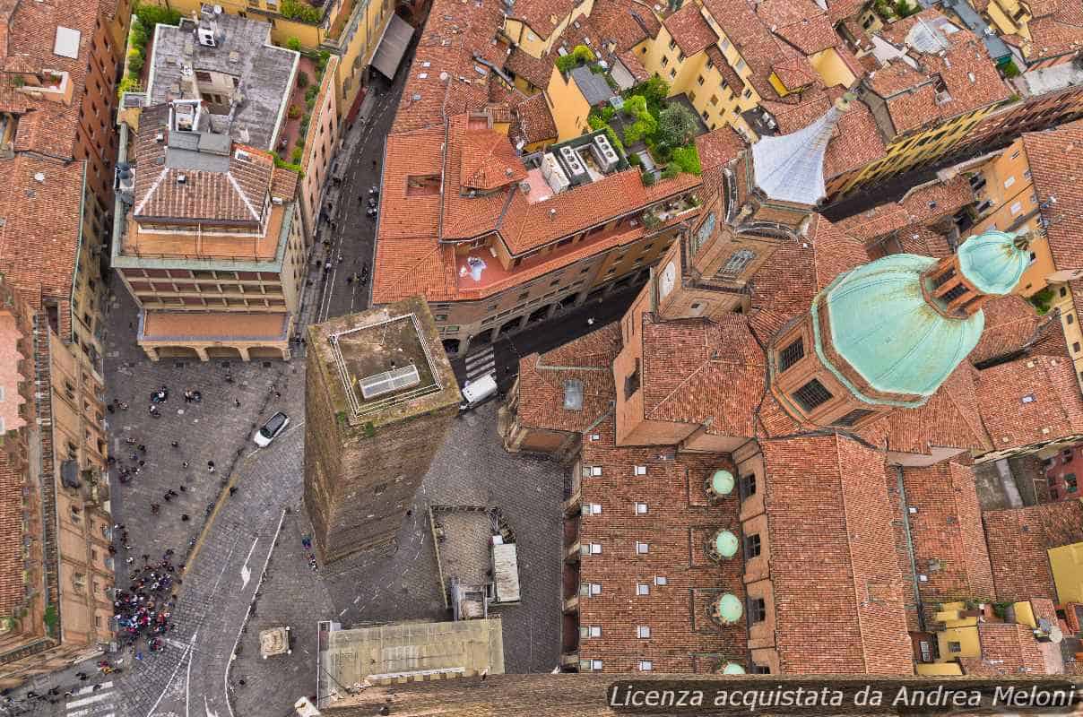 Meteo Bologna: domani piogge intense, schiarite attese nei giorni successivi 9 Meteo Bologna: domani piogge intense, schiarite attese nei giorni successivi