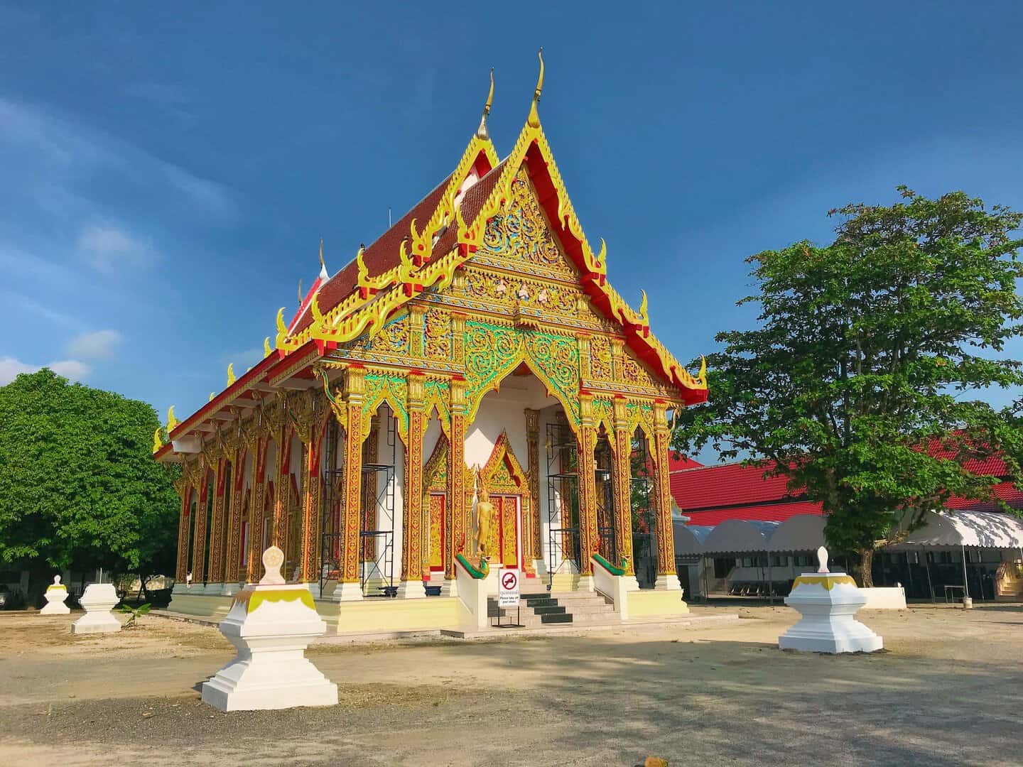 Scoprire Phuket tra spiagge idilliache e vibrante vita notturna con turismo low cost 1 Scoprire Phuket tra spiagge idilliache e vibrante vita notturna con turismo low cost