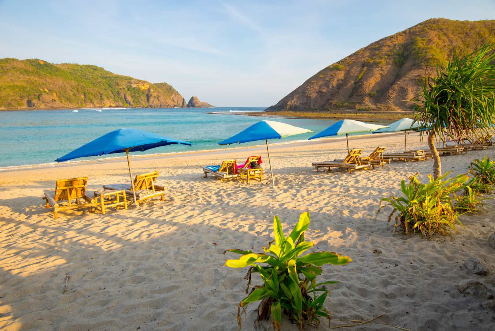 Scopri le incantevoli spiagge di Lombok. Mare, tradizioni e turismo low cost 17 Scopri le incantevoli spiagge di Lombok. Mare, tradizioni e turismo low cost