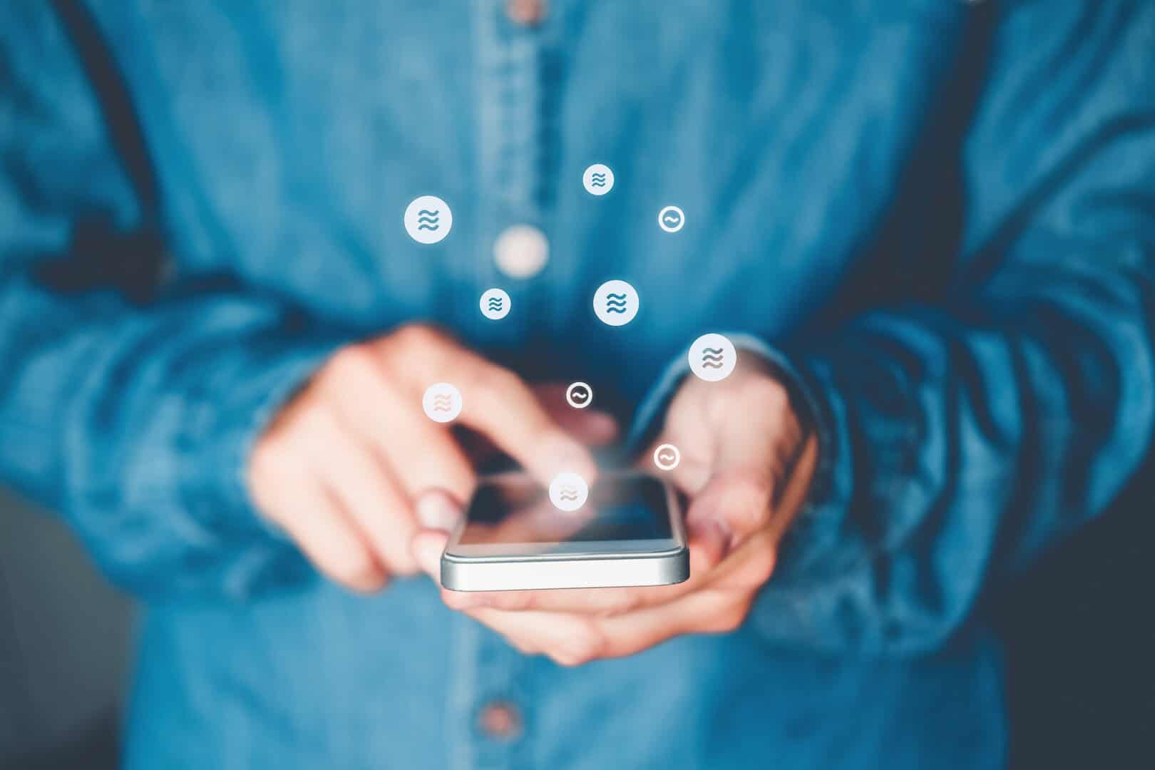 Danni al corpo umano scoperti dall’uso degli smartphone. Ricerca recente