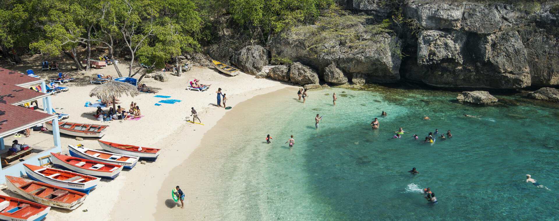 Esplora spiagge e cultura di Curacao nei Caraibi con un viaggio low cost