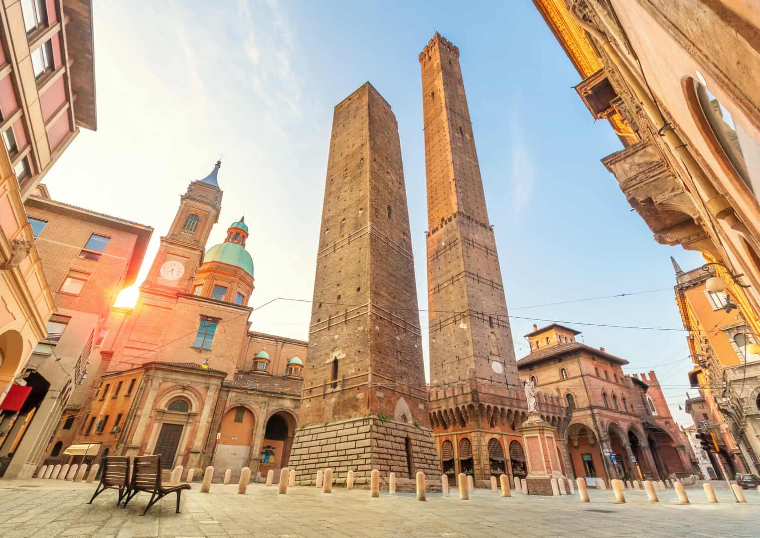 Guida ai luoghi imperdibili e alla cultura cittadina durante un viaggio a Bologna 32 Guida ai luoghi imperdibili e alla cultura cittadina durante un viaggio a Bologna