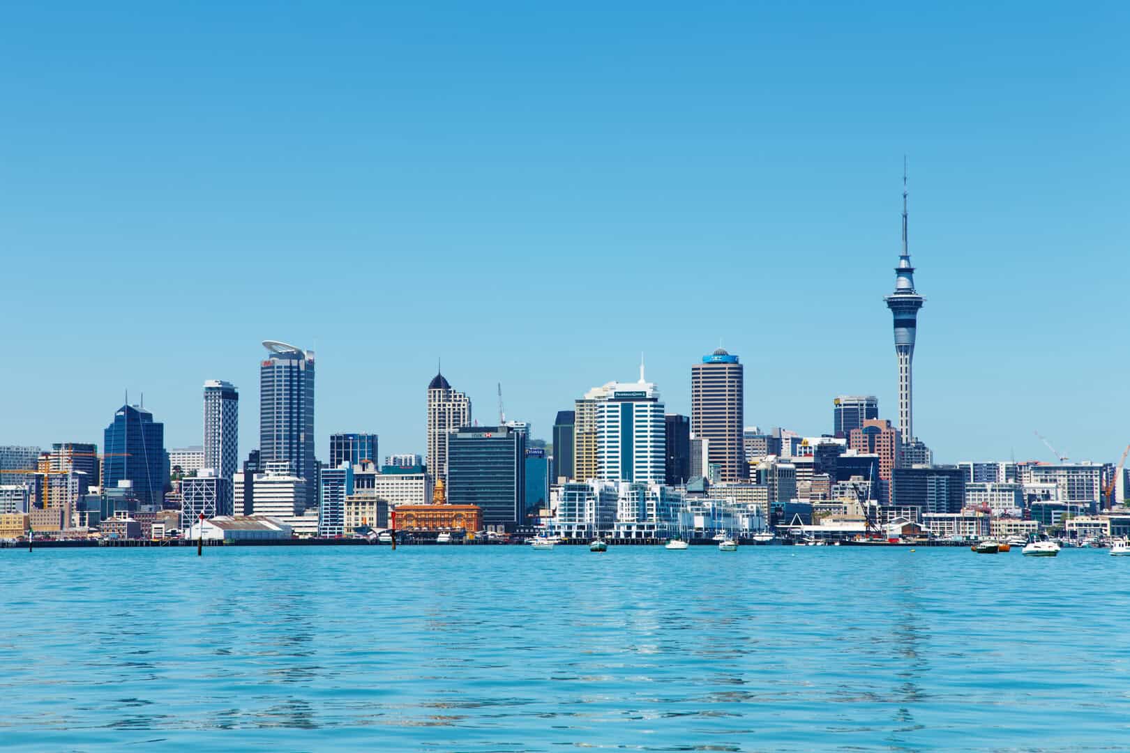 Esplora spiagge e meraviglie naturali durante un viaggio economico ad Auckland 20 Esplora spiagge e meraviglie naturali durante un viaggio economico ad Auckland