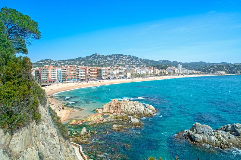 Vacanza tra spiagge e divertimento a Lloret de Mar in Costa Brava
