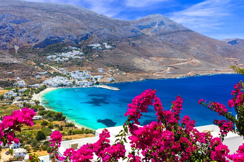 Turismo tra le scogliere e le acque cristalline di Amorgos 8 Turismo tra le scogliere e le acque cristalline di Amorgos