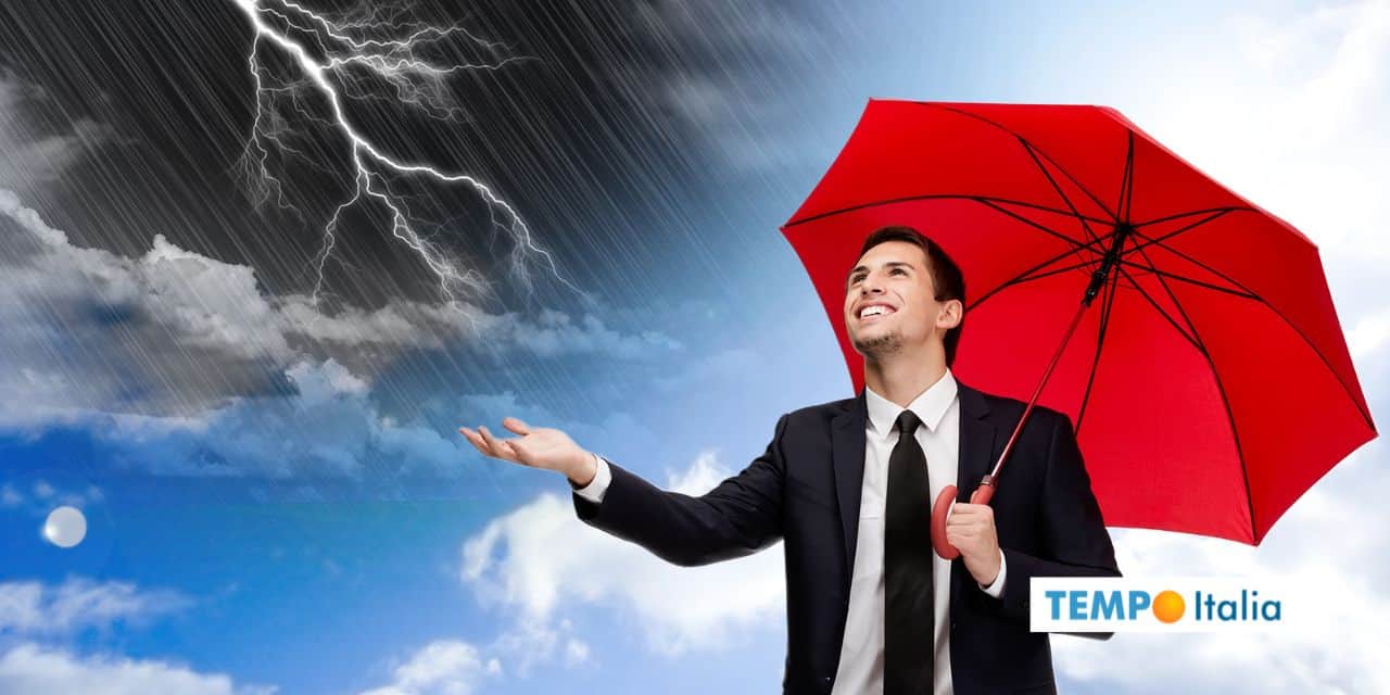 Meteo: servirà l'ombrello nel week-end, ecco dove 2 ombrello week end meteo 0607