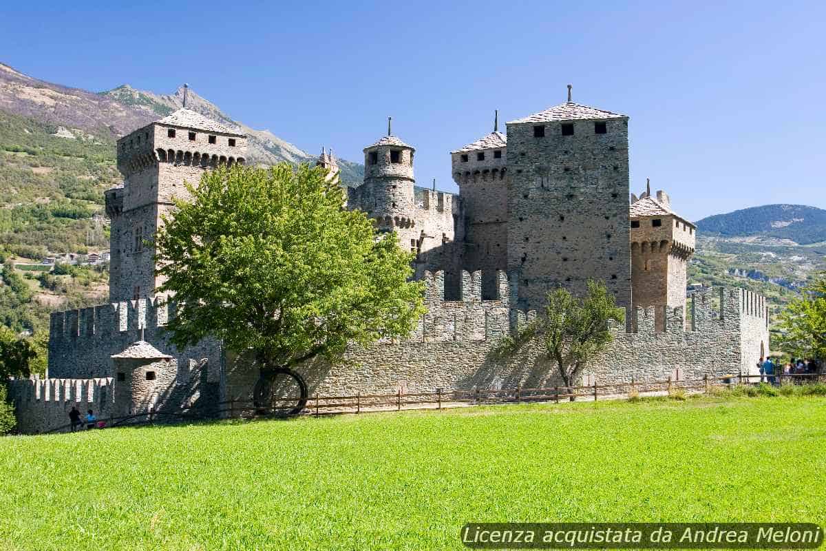 Meteo Aosta: Poco Nuvoloso e Vento, Serenità in Arrivo 20 Meteo Aosta: Poco Nuvoloso e Vento, Serenità in Arrivo