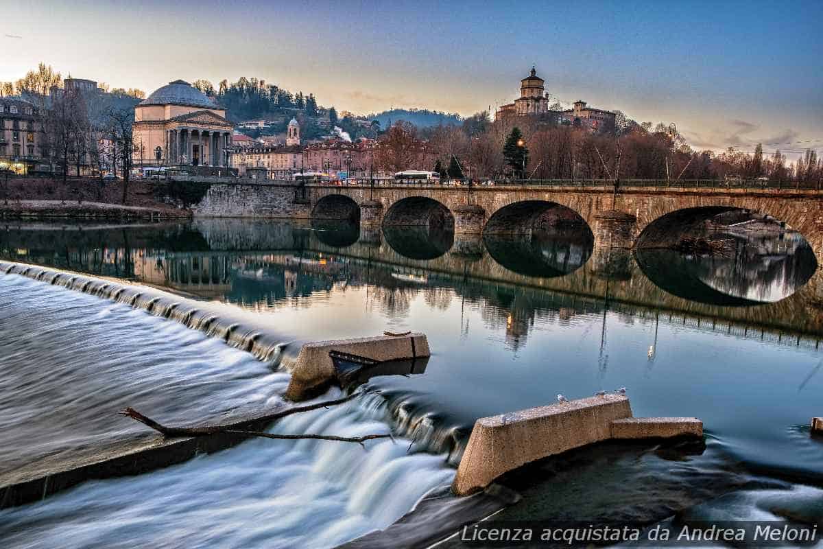 Meteo Torino: Nuvole e Pioggia Domani, Schiarite in Arrivo