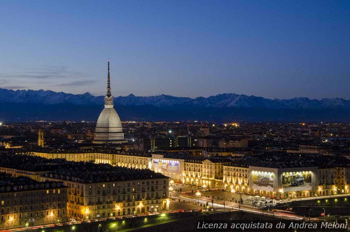 Temporali e piovaschi: il meteo Torino si prepara a giorni instabili 21 Temporali e piovaschi: il meteo Torino si prepara a giorni instabili
