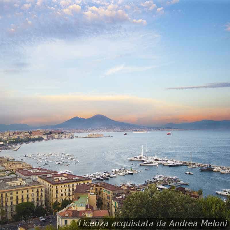 Meteo Napoli: domani nuvoloso con rovesci, seguito da tempo instabile