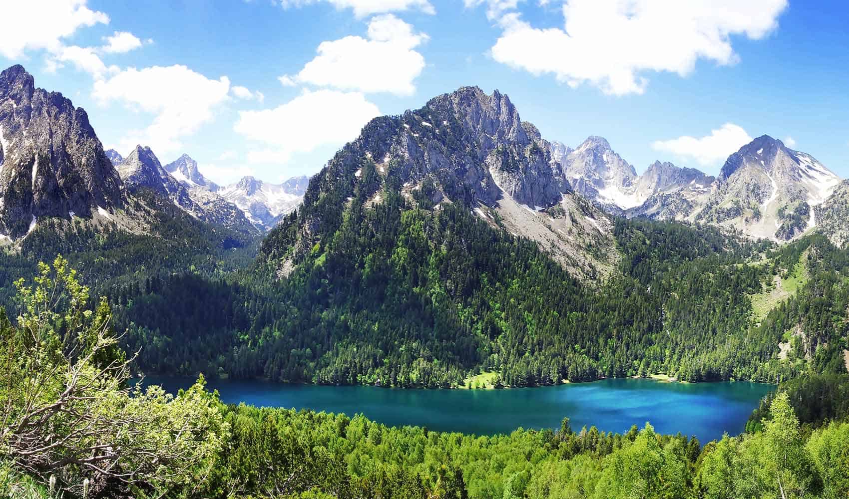 Esplorazione dei principali parchi naturali della Spagna. Viaggio nel Paese