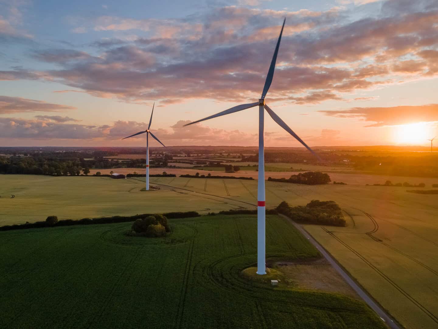 Integrazione delle politiche energetiche e gestione delle risorse naturali con energia rinnovabile