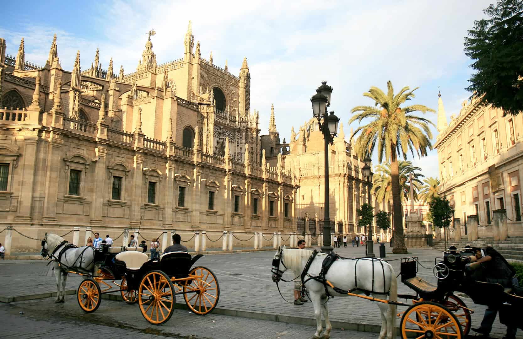 Scopri i luoghi imperdibili e le principali attrazioni durante un viaggio a Siviglia 5 Scopri i luoghi imperdibili e le principali attrazioni durante un viaggio a Siviglia