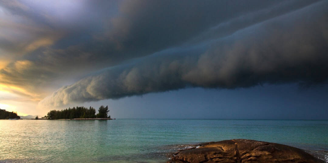 Meteo, Il Fronte Invisibile: come i temporali creano l’Outflow Boundary