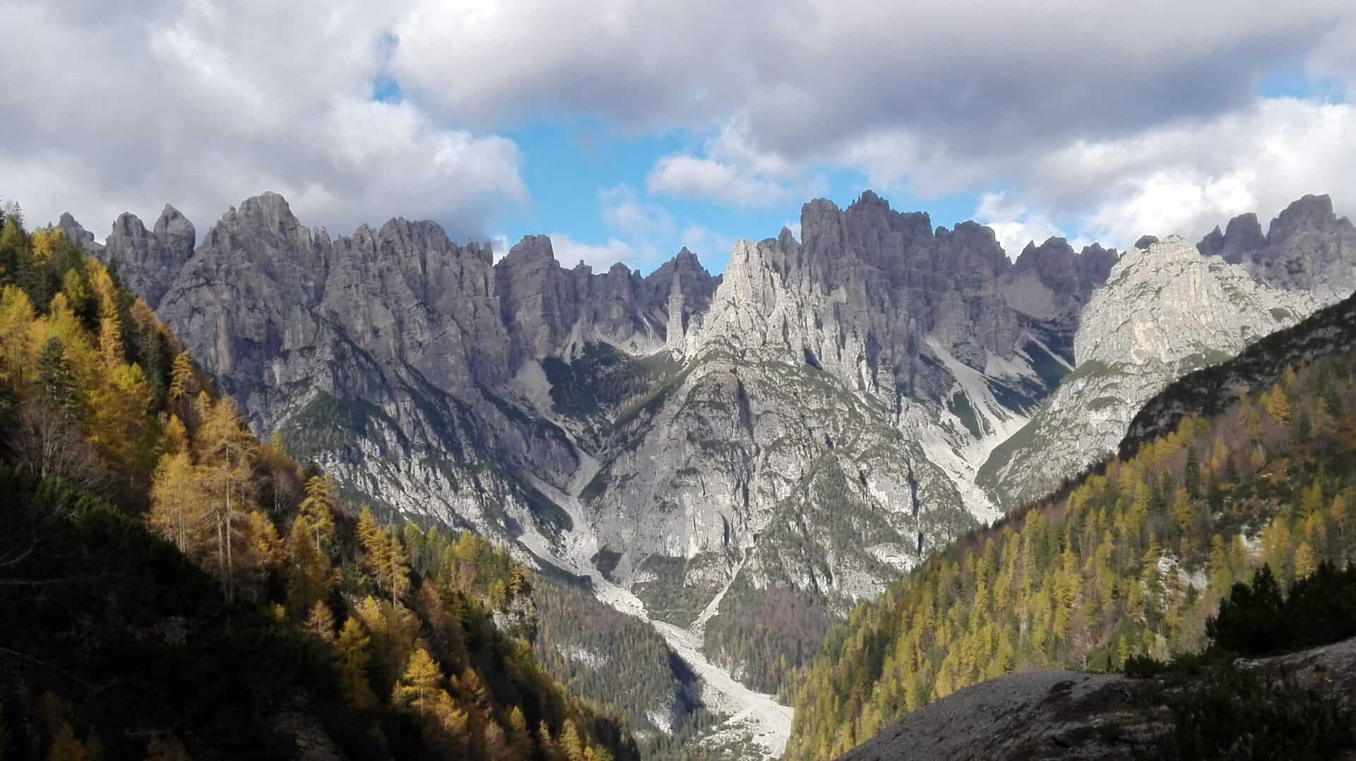 Esplorando i sentieri nascosti delle Dolomiti Friulane. Turismo sostenibile nelle montagne 13 Esplorando i sentieri nascosti delle Dolomiti Friulane. Turismo sostenibile nelle montagne