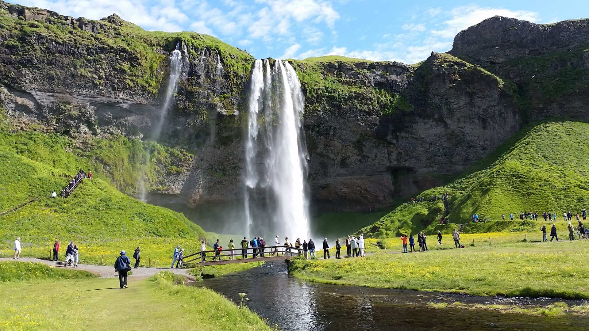 Incanto e meraviglie delle cascate di Seljalandsfoss durante un viaggio in Islanda 5 Incanto e meraviglie delle cascate di Seljalandsfoss durante un viaggio in Islanda