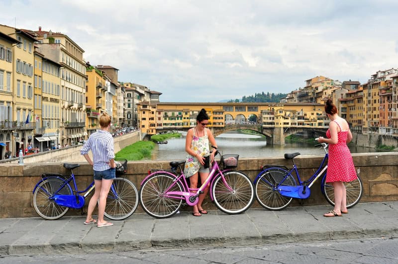 Strategie e pratiche per un turismo responsabile nel mondo moderno. Turismo sostenibile 15 Strategie e pratiche per un turismo responsabile nel mondo moderno. Turismo sostenibile