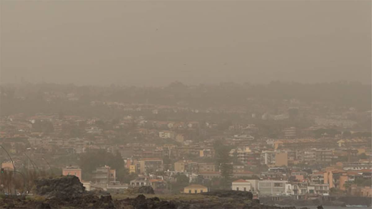 Meteo, il Sahara a casa nostra: polvere in sospensione trasportata dallo Scirocco