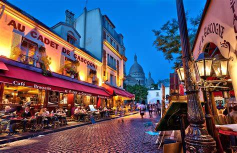 Natale a Parigi. Montmartre tra luci e abbigliamento invernale 6 Natale a Parigi. Montmartre tra luci e abbigliamento invernale