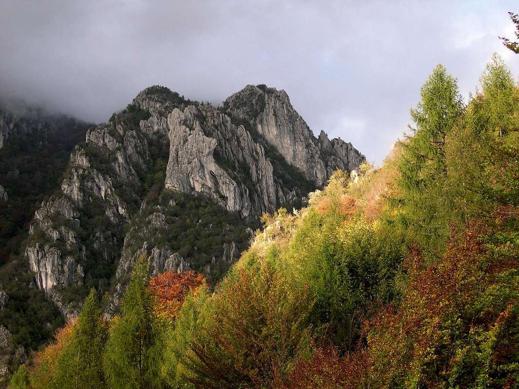 Le gite autunnali sulle Prealpi Lombarde: colori, panorami e relax 31 Le gite autunnali sulle Prealpi Lombarde: colori, panorami e relax